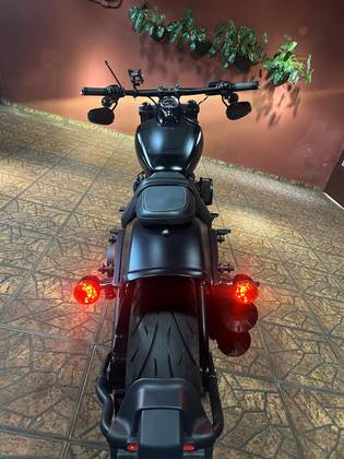 HARLEY-DAVIDSON DYNA FAT BOB 